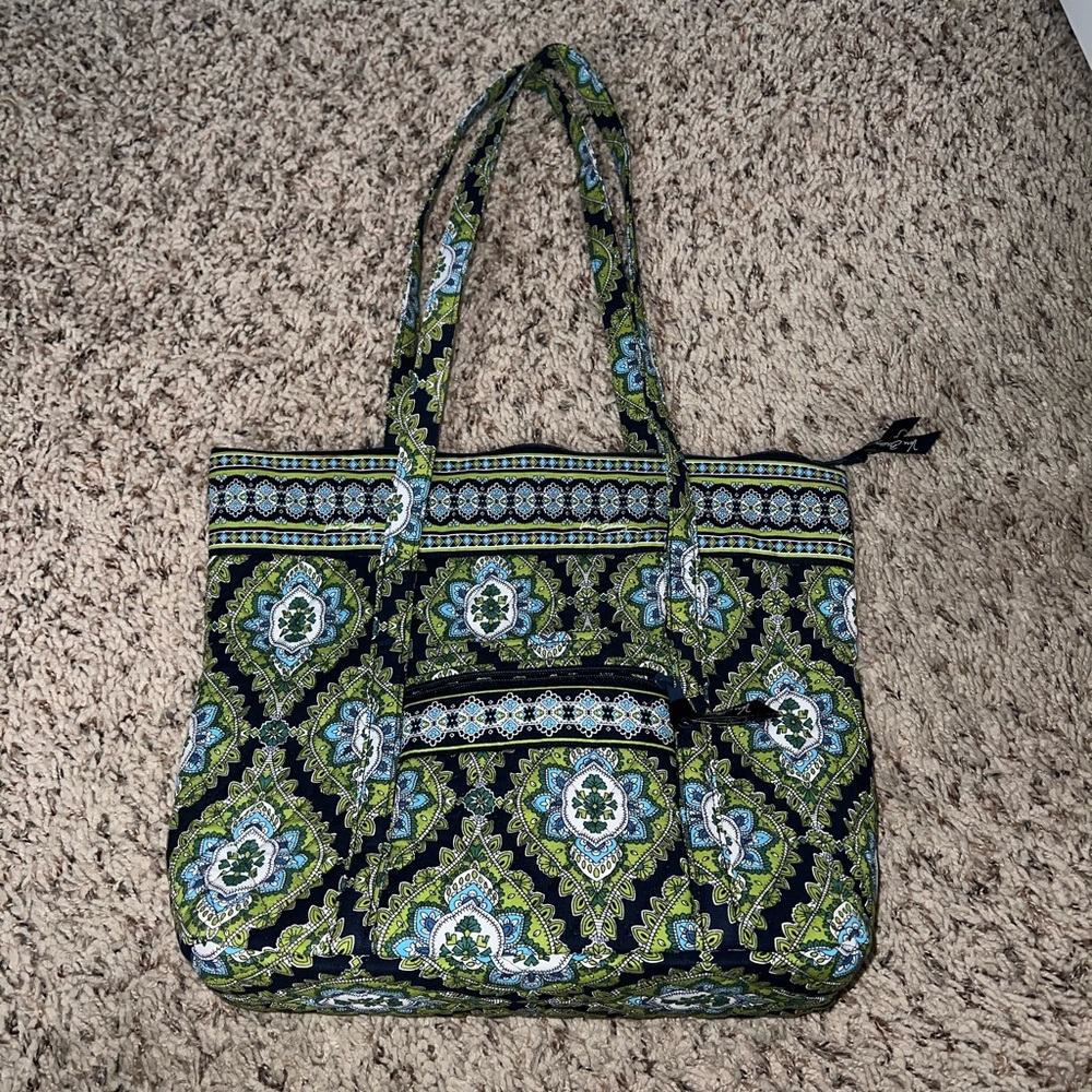 Brand new perfect condition- Very Bradley Tote bag!
